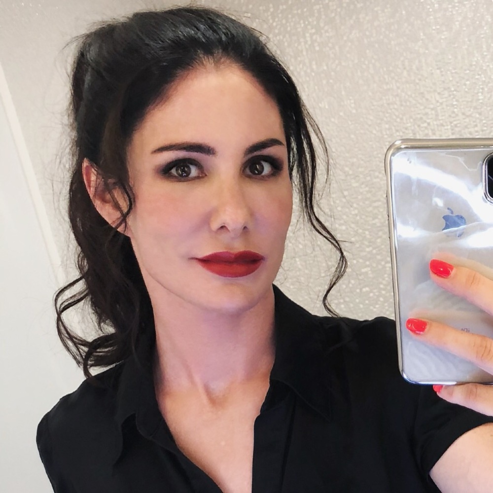 Meet your Posher, Amy